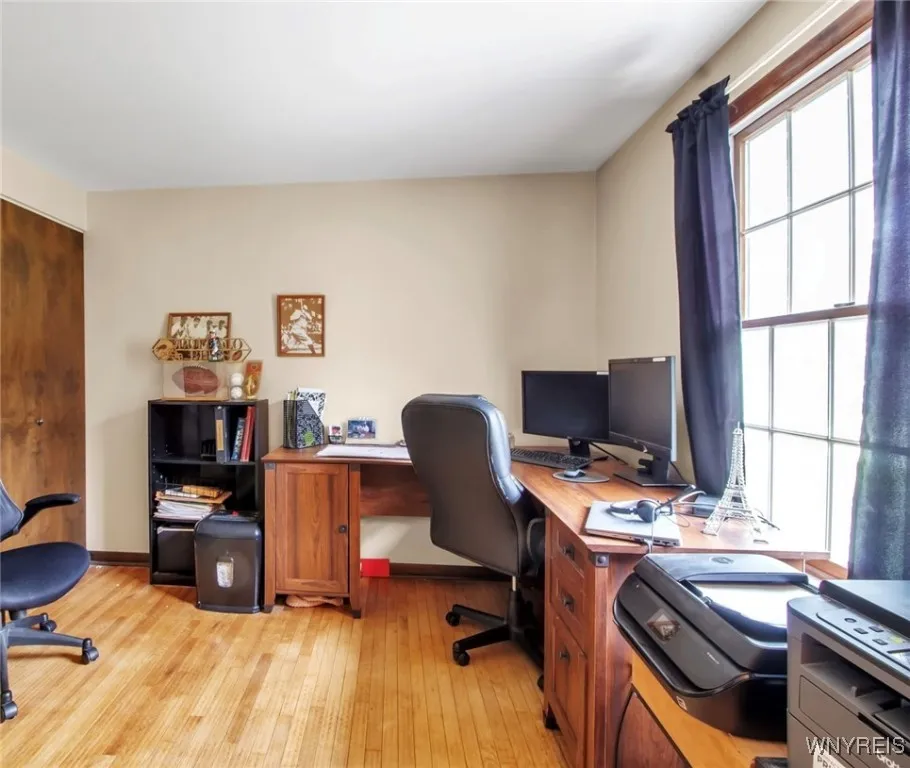 5161 Armor Duells Road, Orchard Park, New York 141, Orchard Park, New York 14127, 4 Bedrooms Bedrooms, 12 Rooms Rooms,2 BathroomsBathrooms,Residential,For Sale,5161 Armor Duells Road, Orchard Park, New York 141,B1623393