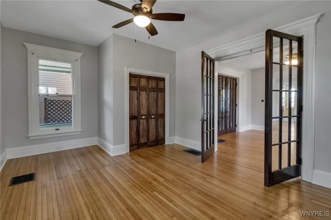 45 Saint Johns Place, Buffalo, New York 14201, Buffalo, New York 14201, 1 Bedroom Bedrooms, 6 Rooms Rooms,1 BathroomBathrooms,Residential Lease,For Rent,45 Saint Johns Place, Buffalo, New York 14201,B1624465