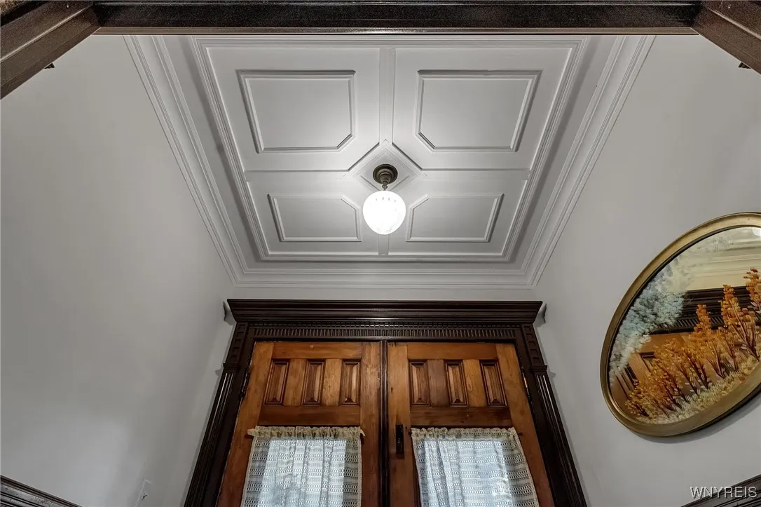 45 Saint Johns Place, Buffalo, New York 14201, Buffalo, New York 14201, 1 Bedroom Bedrooms, 6 Rooms Rooms,1 BathroomBathrooms,Residential Lease,For Rent,45 Saint Johns Place, Buffalo, New York 14201,B1624465