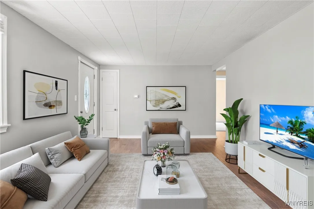 329 Hamilton Boulevard, Tonawanda, New York 14217, Tonawanda, New York 14217, 3 Bedrooms Bedrooms, 6 Rooms Rooms,1 BathroomBathrooms,Residential,For Sale,329 Hamilton Boulevard, Tonawanda, New York 14217,B1624158