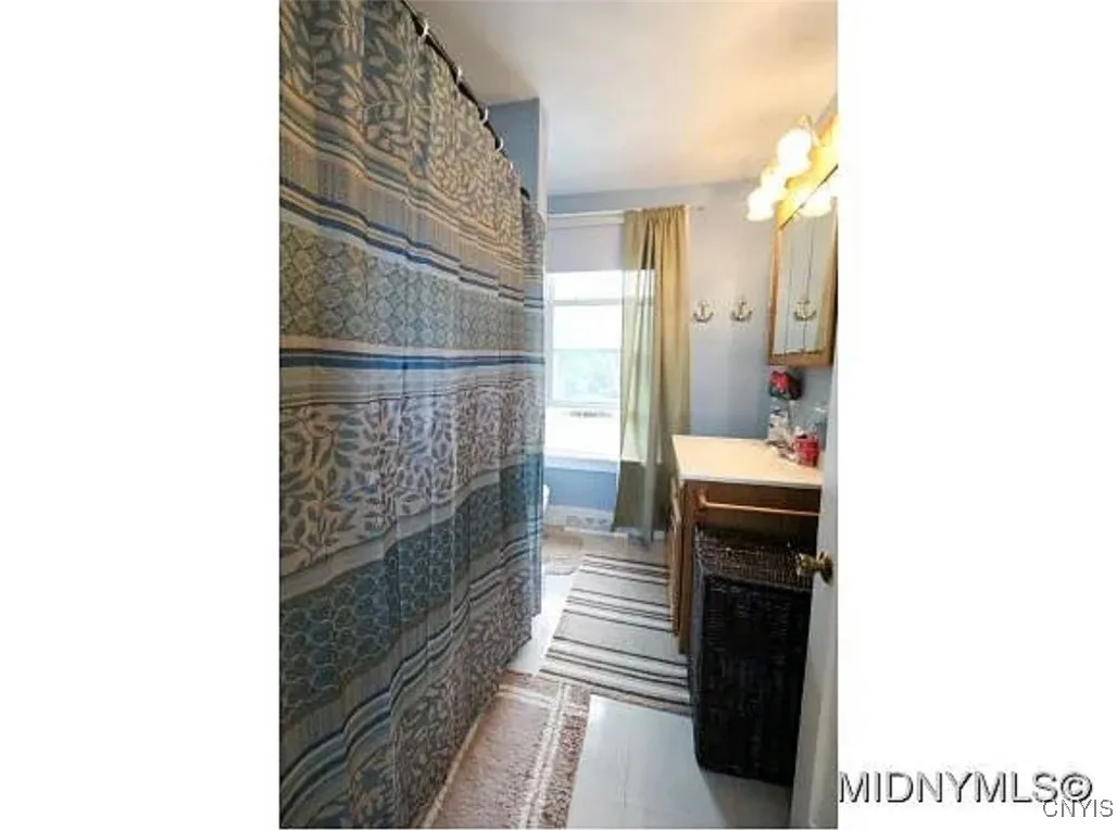 22-24 Kellogg Street, Kirkland, New York 13323, Kirkland, New York 13323, 3 Bedrooms Bedrooms, 6 Rooms Rooms,1 BathroomBathrooms,Residential Lease,For Rent,22-24 Kellogg Street, Kirkland, New York 13323,S1624477