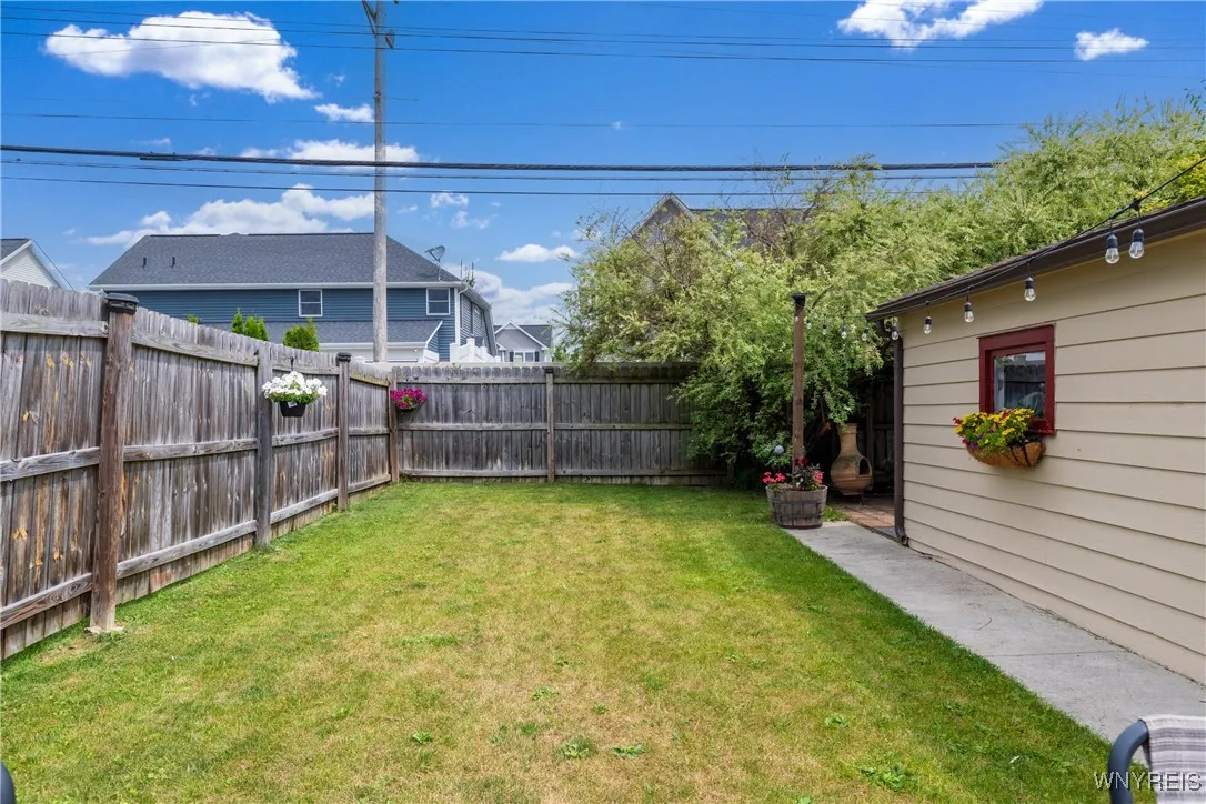 244 Taunton Place, Buffalo, New York 14216, Buffalo, New York 14216, 3 Bedrooms Bedrooms, 8 Rooms Rooms,1 BathroomBathrooms,Residential,For Sale,244 Taunton Place, Buffalo, New York 14216,B1622693