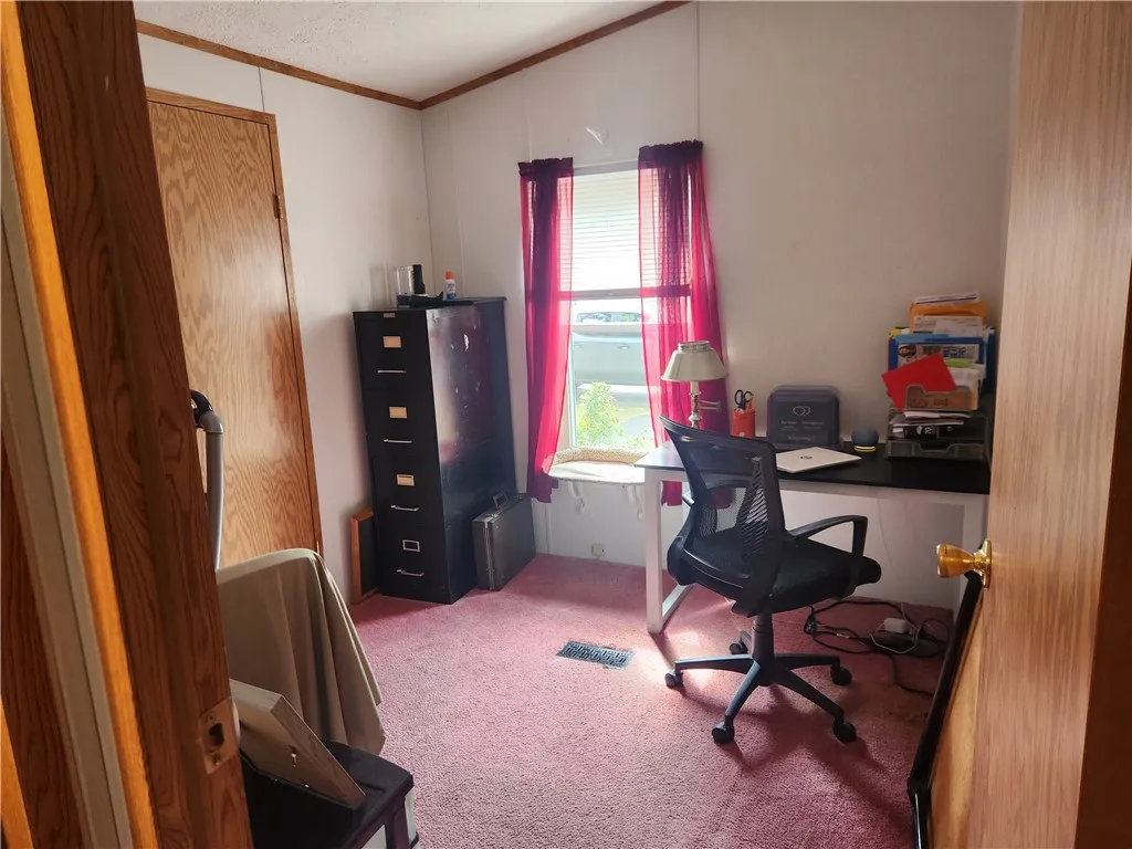 97 Locust Drive, Hamlin, New York 14464, Hamlin, New York 14464, 3 Bedrooms Bedrooms, 7 Rooms Rooms,2 BathroomsBathrooms,Residential,Closed,97 Locust Drive, Hamlin, New York 14464,0,R1624317