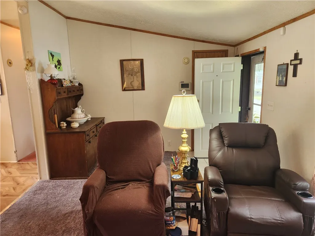 97 Locust Drive, Hamlin, New York 14464, Hamlin, New York 14464, 3 Bedrooms Bedrooms, 7 Rooms Rooms,2 BathroomsBathrooms,Residential,Closed,97 Locust Drive, Hamlin, New York 14464,0,R1624317