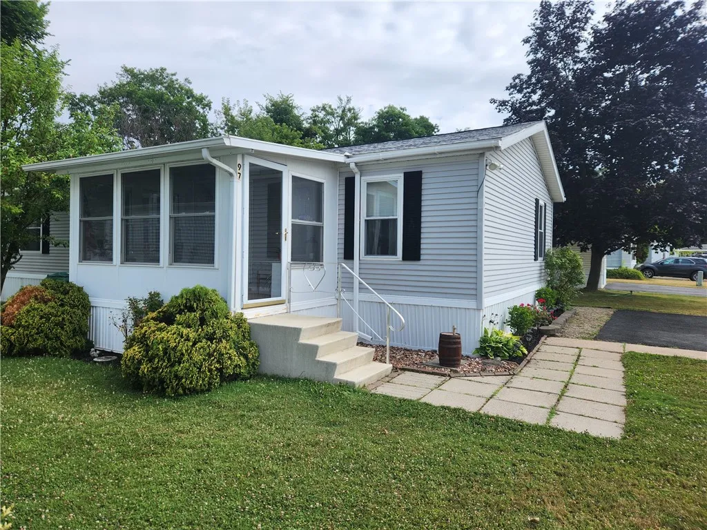 97 Locust Drive, Hamlin, New York 14464, Hamlin, New York 14464, 3 Bedrooms Bedrooms, 7 Rooms Rooms,2 BathroomsBathrooms,Residential,Closed,97 Locust Drive, Hamlin, New York 14464,0,R1624317