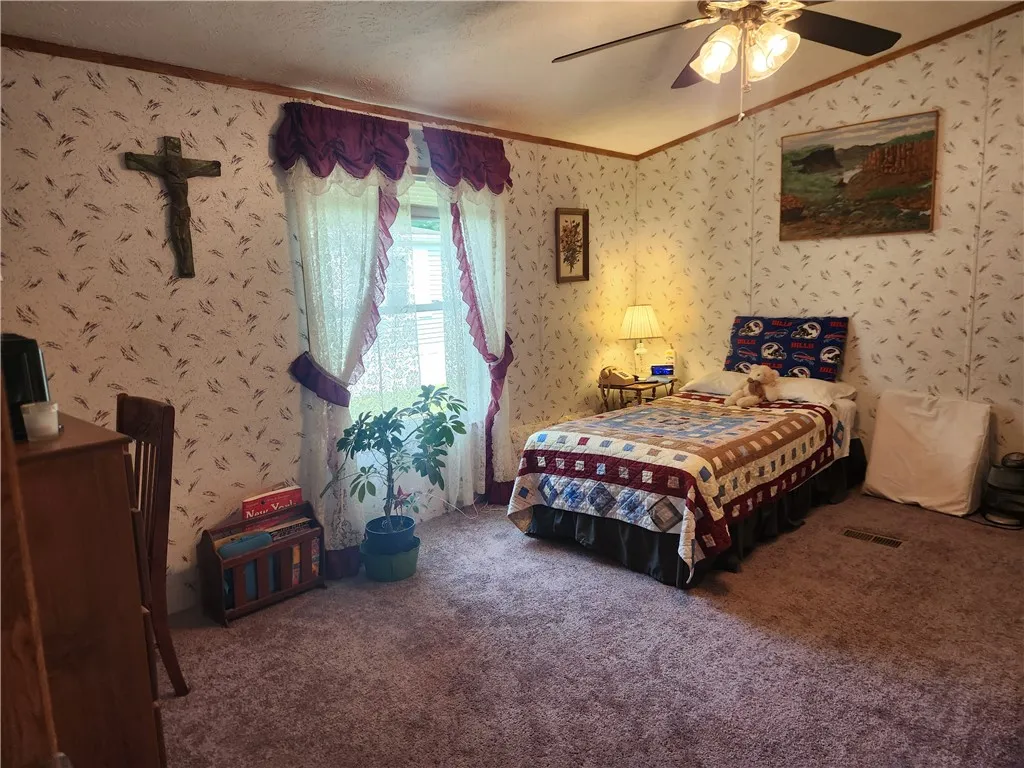 97 Locust Drive, Hamlin, New York 14464, Hamlin, New York 14464, 3 Bedrooms Bedrooms, 7 Rooms Rooms,2 BathroomsBathrooms,Residential,Closed,97 Locust Drive, Hamlin, New York 14464,0,R1624317