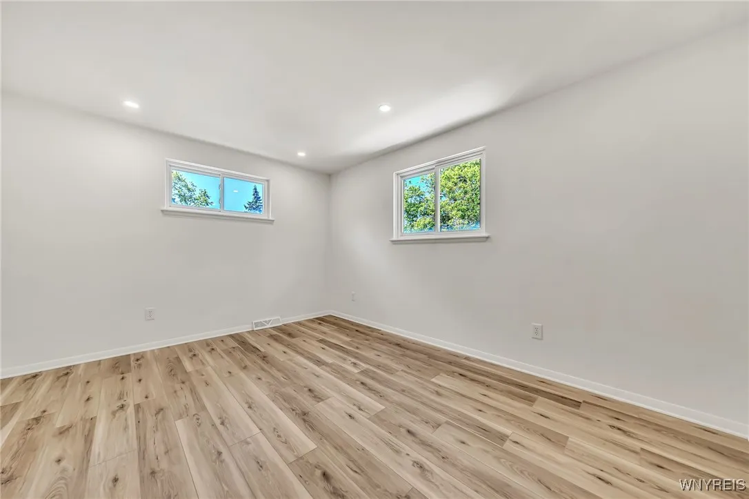52 Anthony Drive, Lancaster, New York 14043, Lancaster, New York 14043, 3 Bedrooms Bedrooms, 7 Rooms Rooms,1 BathroomBathrooms,Residential,Closed,52 Anthony Drive, Lancaster, New York 14043,0,B1623671