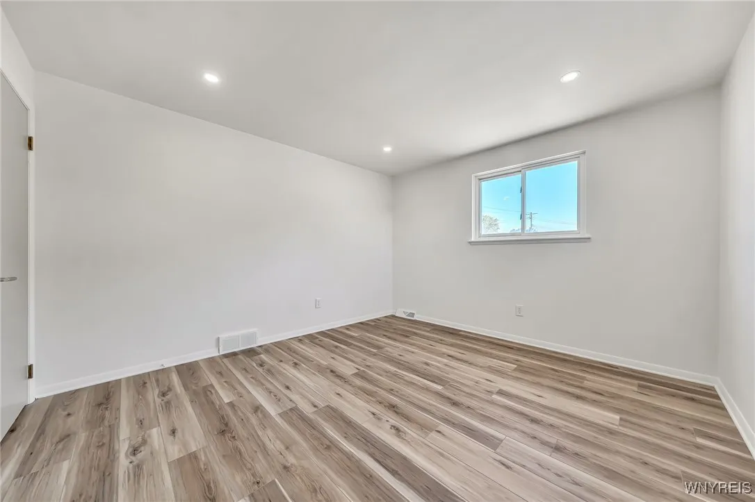 52 Anthony Drive, Lancaster, New York 14043, Lancaster, New York 14043, 3 Bedrooms Bedrooms, 7 Rooms Rooms,1 BathroomBathrooms,Residential,Closed,52 Anthony Drive, Lancaster, New York 14043,0,B1623671