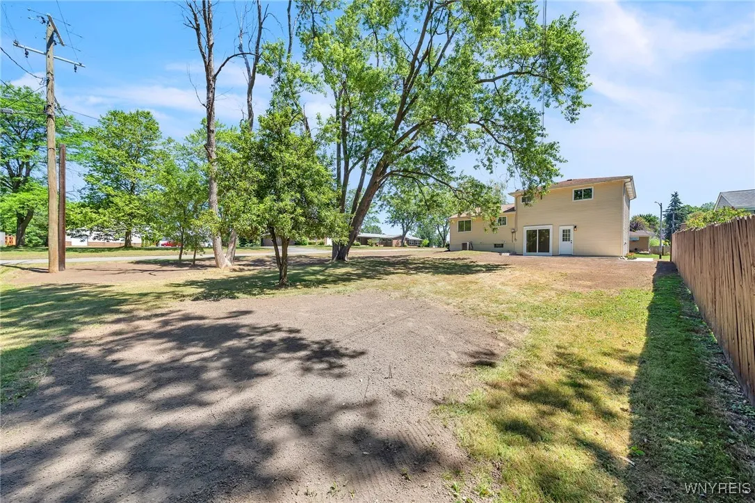 52 Anthony Drive, Lancaster, New York 14043, Lancaster, New York 14043, 3 Bedrooms Bedrooms, 7 Rooms Rooms,1 BathroomBathrooms,Residential,Closed,52 Anthony Drive, Lancaster, New York 14043,0,B1623671