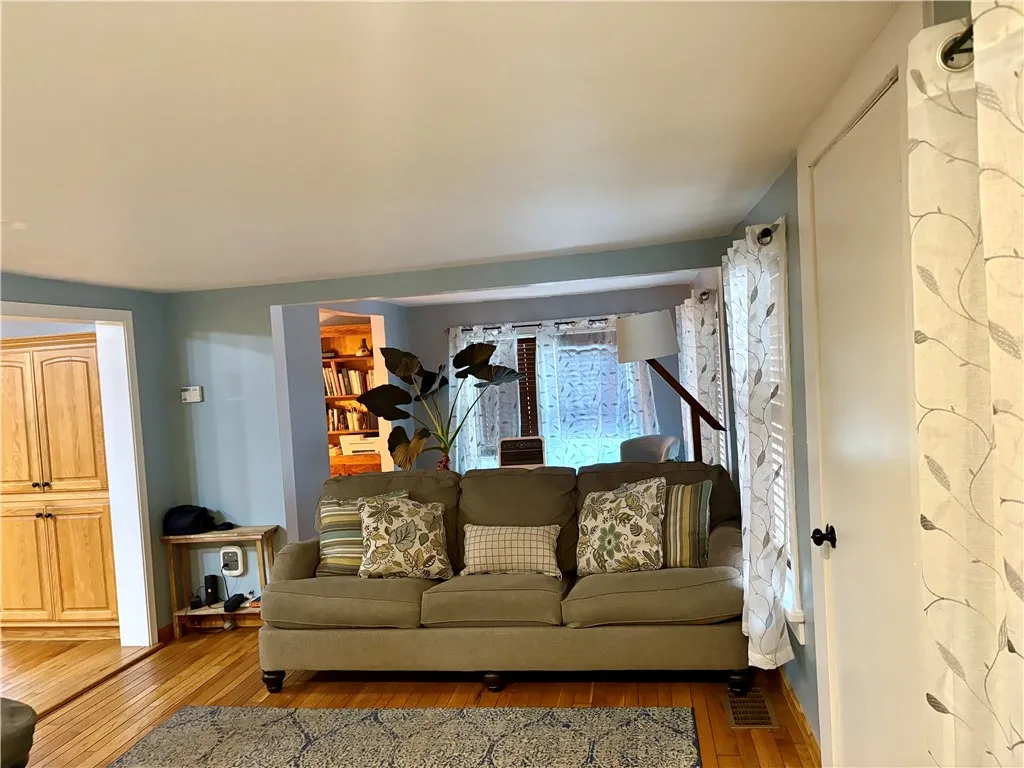 202 Pritchard Avenue, Corning City, New York 14830, Corning City, New York 14830, 3 Bedrooms Bedrooms, 7 Rooms Rooms,1 BathroomBathrooms,Residential,Closed,202 Pritchard Avenue, Corning City, New York 14830,0,R1624527