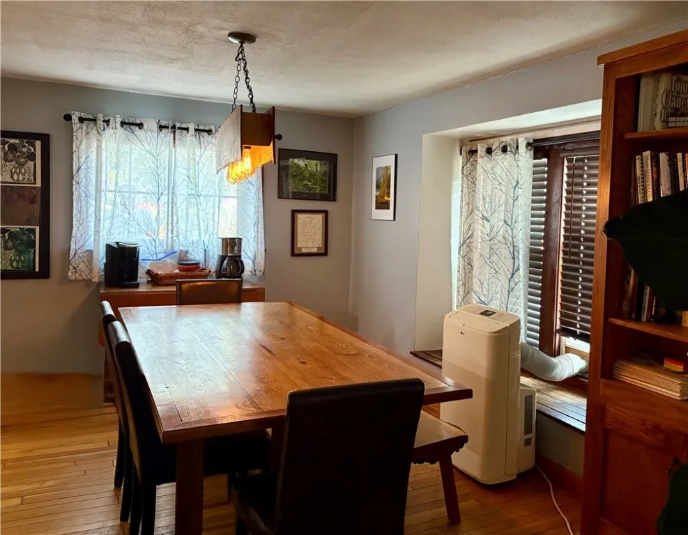 202 Pritchard Avenue, Corning City, New York 14830, Corning City, New York 14830, 3 Bedrooms Bedrooms, 7 Rooms Rooms,1 BathroomBathrooms,Residential,Closed,202 Pritchard Avenue, Corning City, New York 14830,0,R1624527