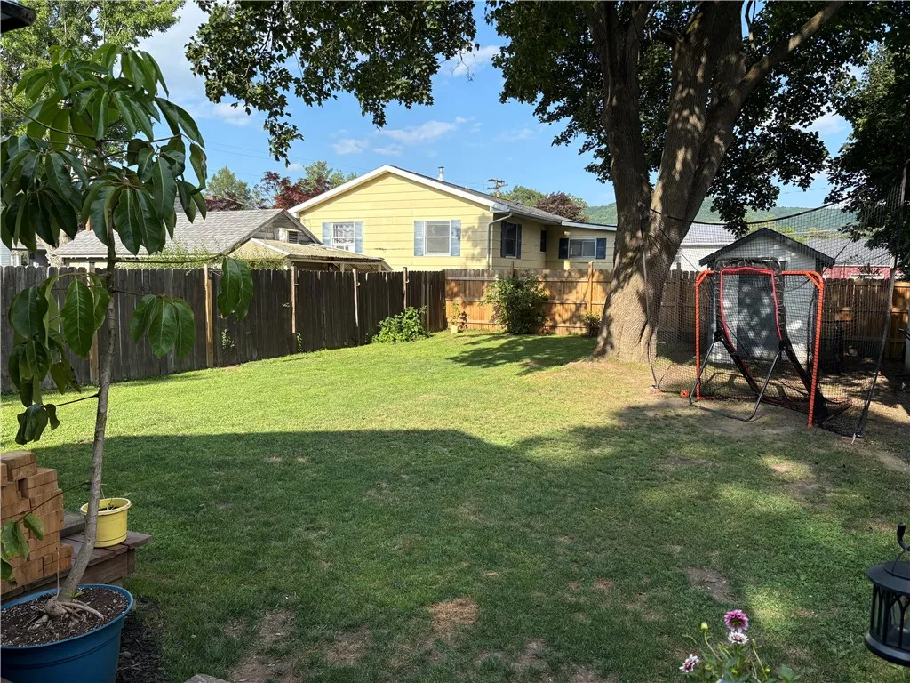 202 Pritchard Avenue, Corning City, New York 14830, Corning City, New York 14830, 3 Bedrooms Bedrooms, 7 Rooms Rooms,1 BathroomBathrooms,Residential,Closed,202 Pritchard Avenue, Corning City, New York 14830,0,R1624527