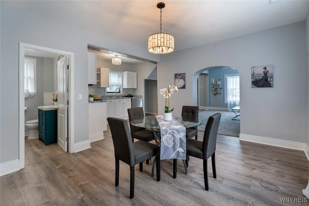 29 Melvin Place, Buffalo, New York 14210, Buffalo, New York 14210, 4 Bedrooms Bedrooms, ,2 BathroomsBathrooms,Residential,Closed,29 Melvin Place, Buffalo, New York 14210,0,B1624512