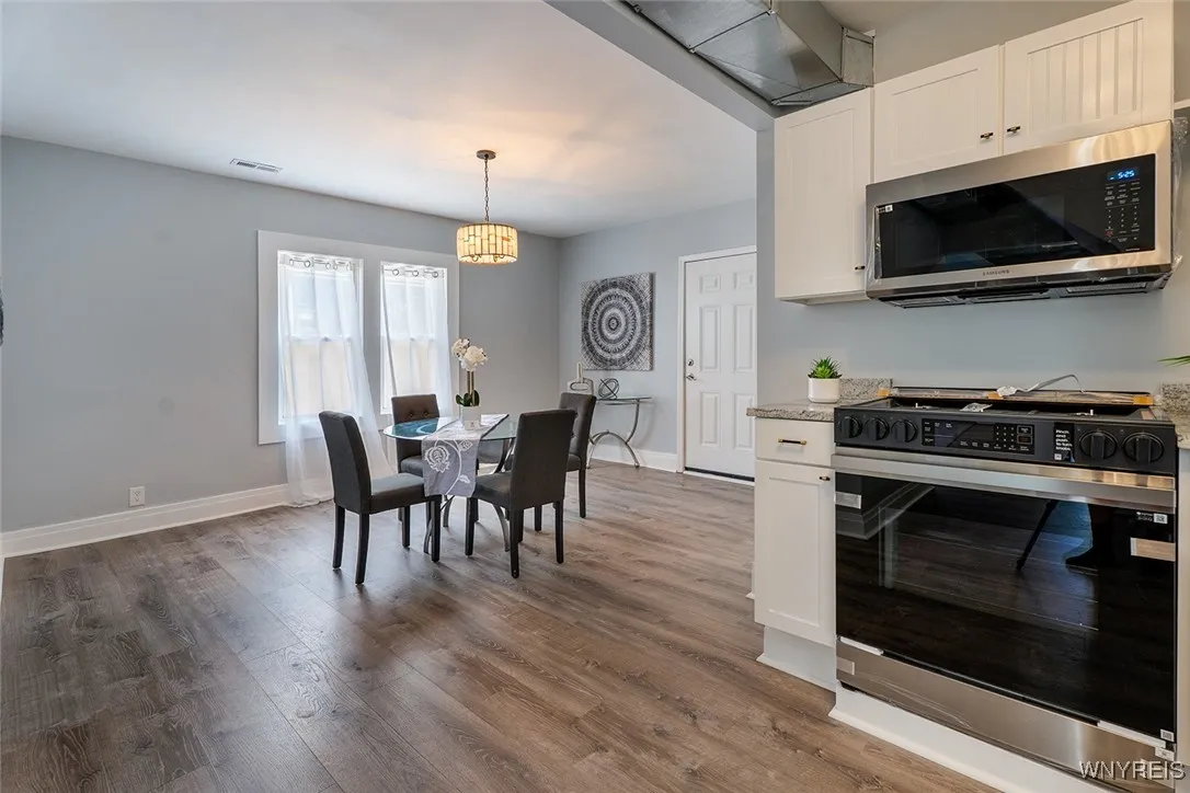 29 Melvin Place, Buffalo, New York 14210, Buffalo, New York 14210, 4 Bedrooms Bedrooms, ,2 BathroomsBathrooms,Residential,Closed,29 Melvin Place, Buffalo, New York 14210,0,B1624512