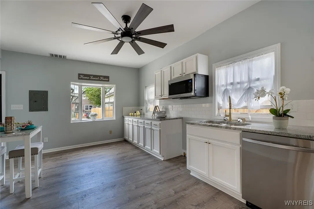 29 Melvin Place, Buffalo, New York 14210, Buffalo, New York 14210, 4 Bedrooms Bedrooms, ,2 BathroomsBathrooms,Residential,Closed,29 Melvin Place, Buffalo, New York 14210,0,B1624512