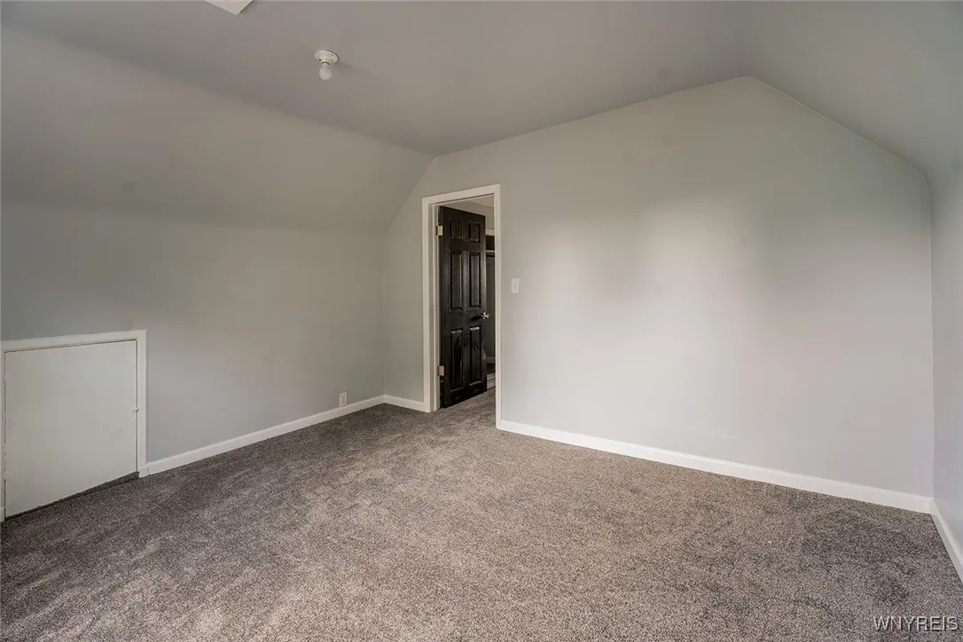 29 Melvin Place, Buffalo, New York 14210, Buffalo, New York 14210, 4 Bedrooms Bedrooms, ,2 BathroomsBathrooms,Residential,Closed,29 Melvin Place, Buffalo, New York 14210,0,B1624512