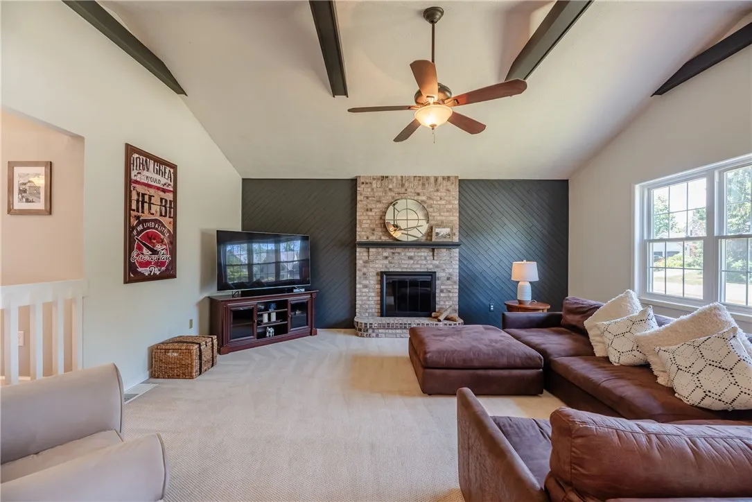 94 Woodmill Drive, Greece, New York 14626, Greece, New York 14626, 3 Bedrooms Bedrooms, 6 Rooms Rooms,2 BathroomsBathrooms,Residential,Closed,94 Woodmill Drive, Greece, New York 14626,0,R1624066