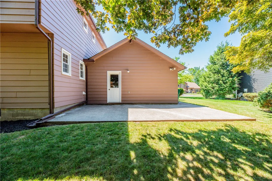 94 Woodmill Drive, Greece, New York 14626, Greece, New York 14626, 3 Bedrooms Bedrooms, 6 Rooms Rooms,2 BathroomsBathrooms,Residential,Closed,94 Woodmill Drive, Greece, New York 14626,0,R1624066