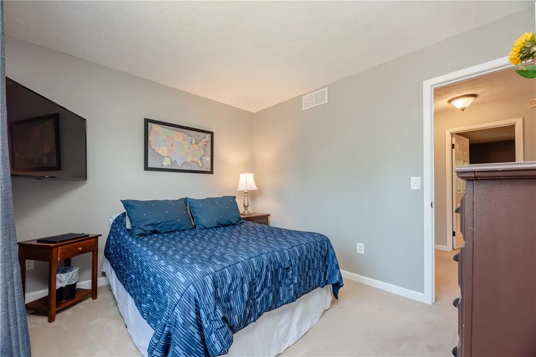 94 Woodmill Drive, Greece, New York 14626, Greece, New York 14626, 3 Bedrooms Bedrooms, 6 Rooms Rooms,2 BathroomsBathrooms,Residential,Closed,94 Woodmill Drive, Greece, New York 14626,0,R1624066