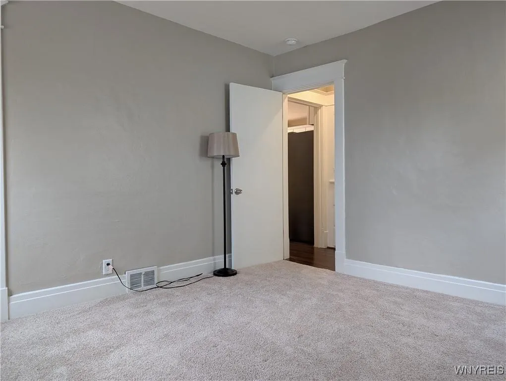 153 Crystal Avenue, Buffalo, New York 14220, Buffalo, New York 14220, 5 Bedrooms Bedrooms, 9 Rooms Rooms,2 BathroomsBathrooms,Residential,Closed,153 Crystal Avenue, Buffalo, New York 14220,0,B1624526