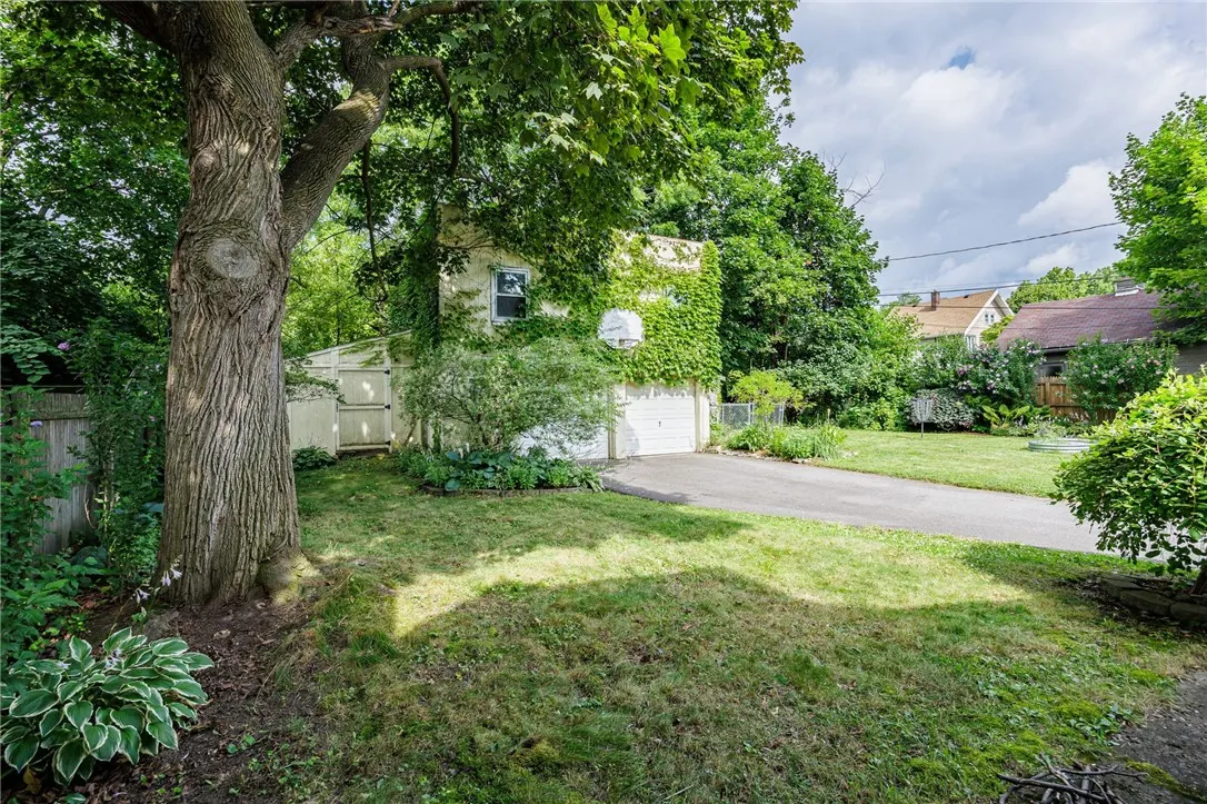 25 Clark Street, Rochester, New York 14609, Rochester, New York 14609, 3 Bedrooms Bedrooms, 8 Rooms Rooms,1 BathroomBathrooms,Residential,Closed,25 Clark Street, Rochester, New York 14609,0,R1624525