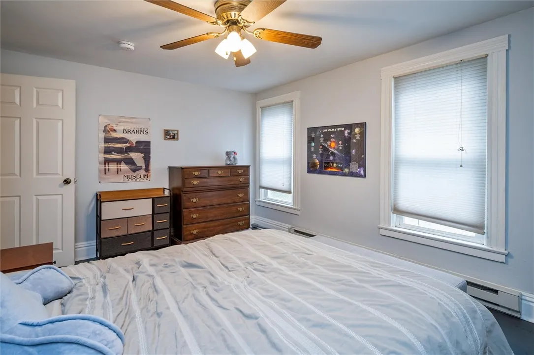 313 Linden Street, Rochester, New York 14620, Rochester, New York 14620, 3 Bedrooms Bedrooms, 7 Rooms Rooms,1 BathroomBathrooms,Residential,Closed,313 Linden Street, Rochester, New York 14620,0,R1623826
