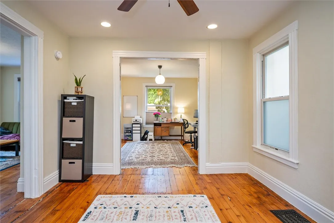 313 Linden Street, Rochester, New York 14620, Rochester, New York 14620, 3 Bedrooms Bedrooms, 7 Rooms Rooms,1 BathroomBathrooms,Residential,Closed,313 Linden Street, Rochester, New York 14620,0,R1623826