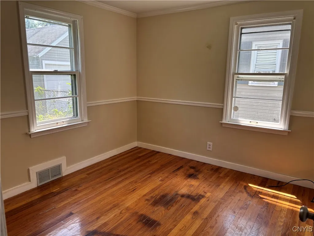 435 Darlington Road East, Salina, New York 13208, Salina, New York 13208, 3 Bedrooms Bedrooms, 6 Rooms Rooms,1 BathroomBathrooms,Residential,Closed,435 Darlington Road East, Salina, New York 13208,0,S1624341