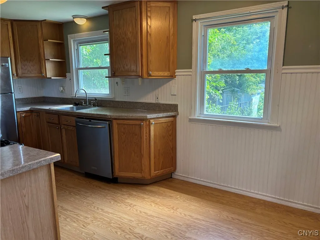 435 Darlington Road East, Salina, New York 13208, Salina, New York 13208, 3 Bedrooms Bedrooms, 6 Rooms Rooms,1 BathroomBathrooms,Residential,Closed,435 Darlington Road East, Salina, New York 13208,0,S1624341