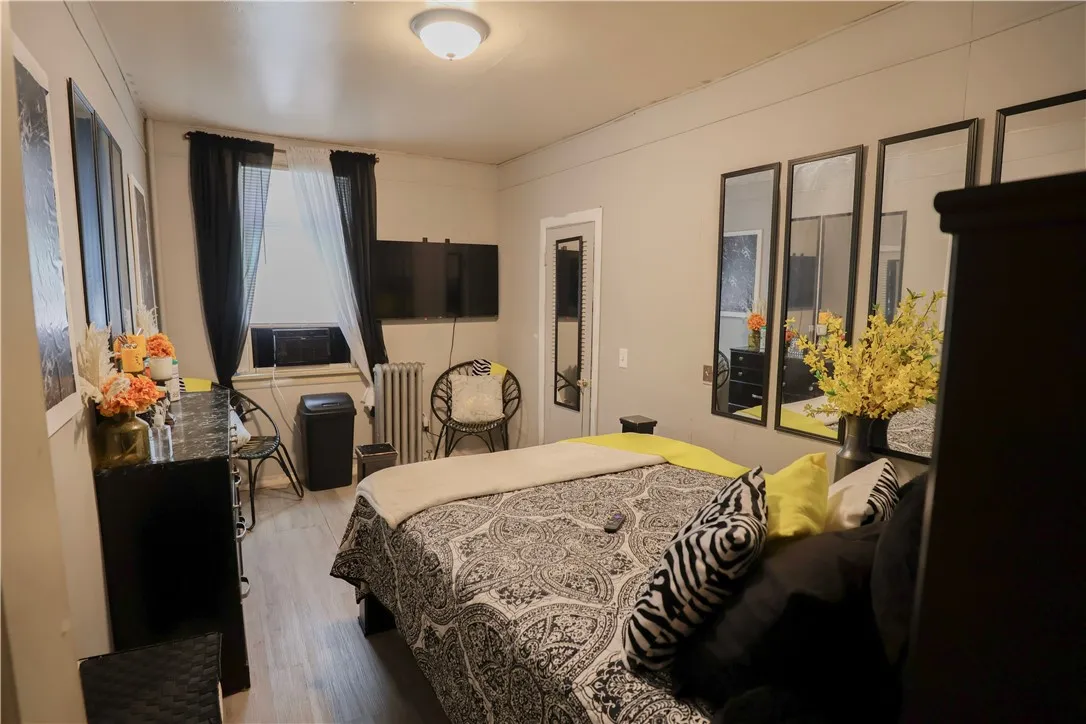 1438-1440 Clifford Avenue, Rochester, New York 146, Rochester, New York 14621, 20 Rooms Rooms,Commercial Sale,Closed,1438-1440 Clifford Avenue, Rochester, New York 146,0,R1624181