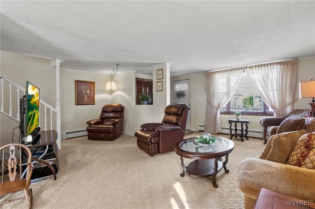 40 Alsace Ave Avenue, Buffalo, New York 14220, Buffalo, New York 14220, 3 Bedrooms Bedrooms, 9 Rooms Rooms,2 BathroomsBathrooms,Residential,Closed,40 Alsace Ave Avenue, Buffalo, New York 14220,0,B1624488