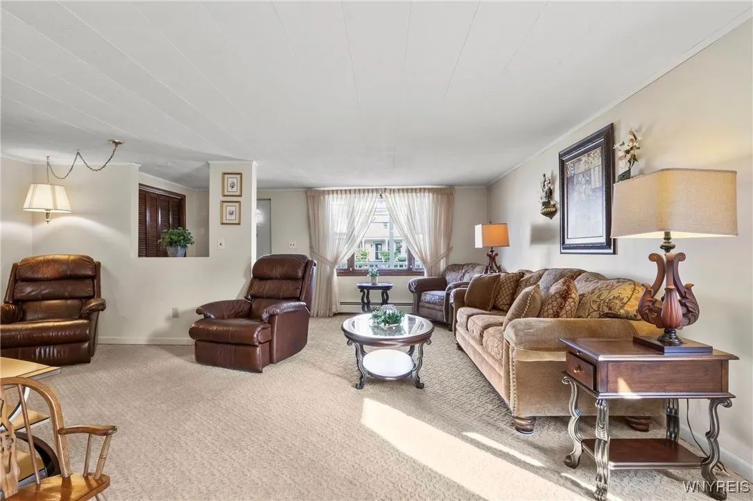40 Alsace Ave Avenue, Buffalo, New York 14220, Buffalo, New York 14220, 3 Bedrooms Bedrooms, 9 Rooms Rooms,2 BathroomsBathrooms,Residential,Closed,40 Alsace Ave Avenue, Buffalo, New York 14220,0,B1624488