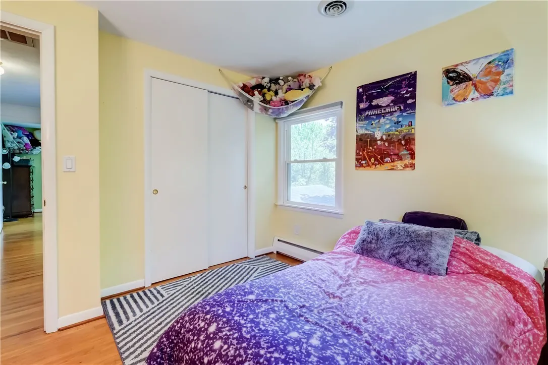 17 Brewster Lane, Chili, New York 14624, Chili, New York 14624, 4 Bedrooms Bedrooms, 8 Rooms Rooms,2 BathroomsBathrooms,Residential,Closed,17 Brewster Lane, Chili, New York 14624,0,R1623724