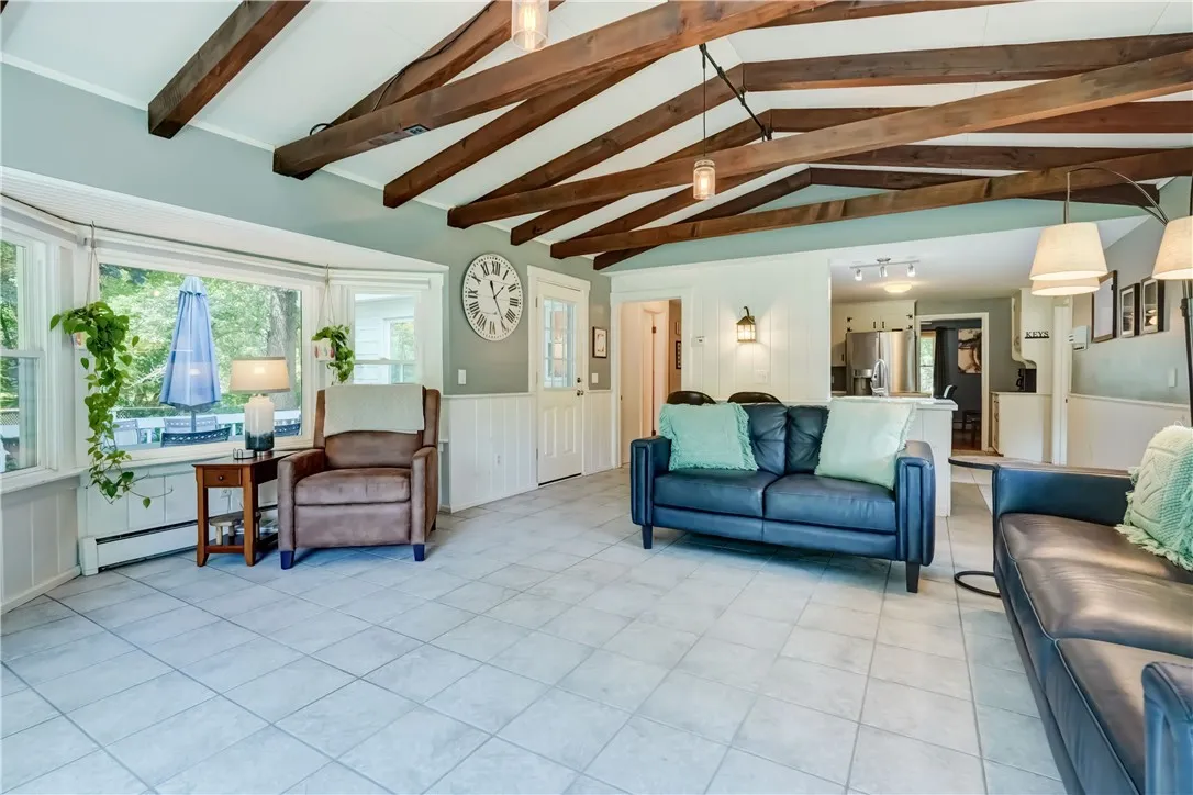 17 Brewster Lane, Chili, New York 14624, Chili, New York 14624, 4 Bedrooms Bedrooms, 8 Rooms Rooms,2 BathroomsBathrooms,Residential,Closed,17 Brewster Lane, Chili, New York 14624,0,R1623724