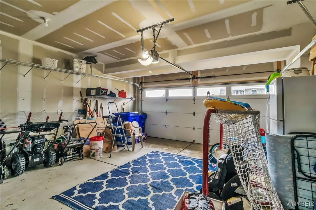 80 Greenspring Court, West Seneca, New York 14224, West Seneca, New York 14224, 4 Bedrooms Bedrooms, 7 Rooms Rooms,2 BathroomsBathrooms,Residential,Closed,80 Greenspring Court, West Seneca, New York 14224,0,B1623018