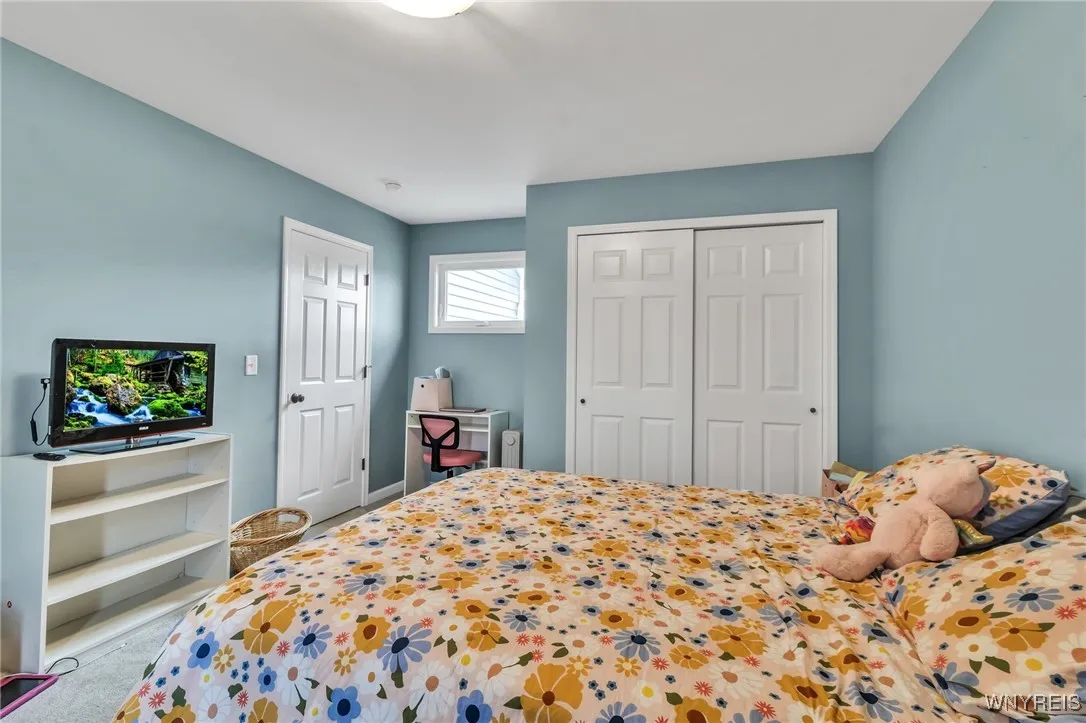 80 Greenspring Court, West Seneca, New York 14224, West Seneca, New York 14224, 4 Bedrooms Bedrooms, 7 Rooms Rooms,2 BathroomsBathrooms,Residential,Closed,80 Greenspring Court, West Seneca, New York 14224,0,B1623018