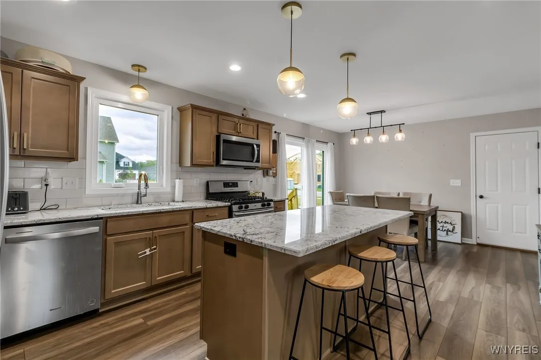 80 Greenspring Court, West Seneca, New York 14224, West Seneca, New York 14224, 4 Bedrooms Bedrooms, 7 Rooms Rooms,2 BathroomsBathrooms,Residential,Closed,80 Greenspring Court, West Seneca, New York 14224,0,B1623018