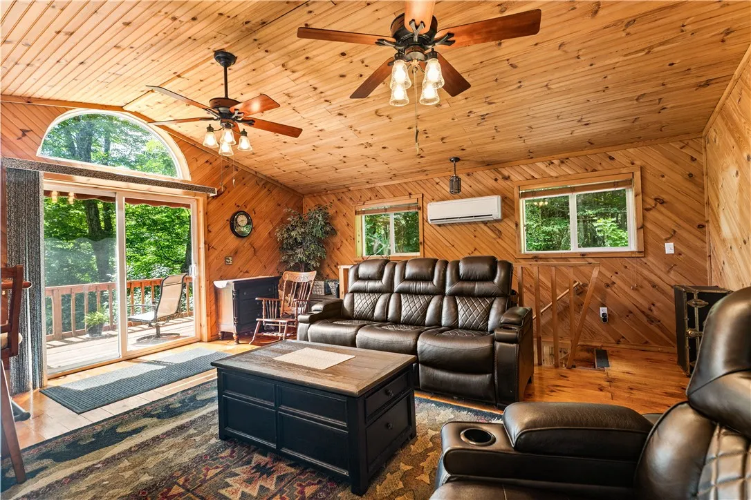 4422 Palmer Road, Annsville, New York 13471, Annsville, New York 13471, 3 Bedrooms Bedrooms, 7 Rooms Rooms,1 BathroomBathrooms,Residential,Closed,4422 Palmer Road, Annsville, New York 13471,0,R1624274