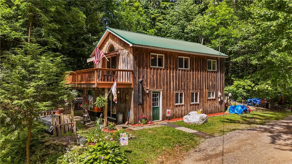 4422 Palmer Road, Annsville, New York 13471, Annsville, New York 13471, 3 Bedrooms Bedrooms, 7 Rooms Rooms,1 BathroomBathrooms,Residential,Closed,4422 Palmer Road, Annsville, New York 13471,0,R1624274