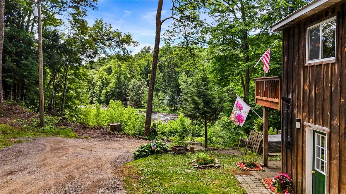 4422 Palmer Road, Annsville, New York 13471, Annsville, New York 13471, 3 Bedrooms Bedrooms, 7 Rooms Rooms,1 BathroomBathrooms,Residential,Closed,4422 Palmer Road, Annsville, New York 13471,0,R1624274