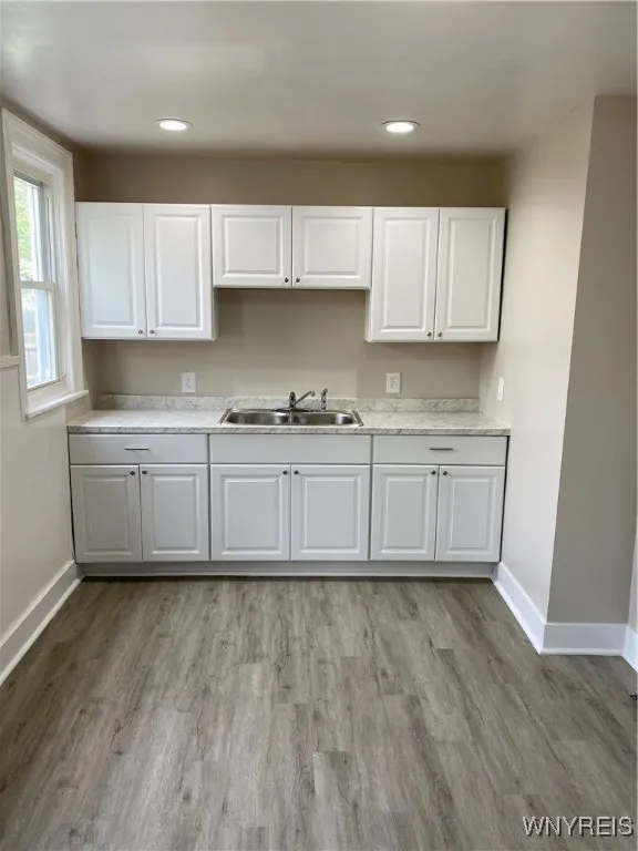 18 Kamper Avenue, Buffalo, New York 14210, Buffalo, New York 14210, 6 Bedrooms Bedrooms, ,2 BathroomsBathrooms,Residential,For Sale,18 Kamper Avenue, Buffalo, New York 14210,B1623761