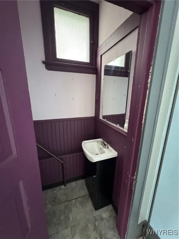 1067 Tonawanda Street, Buffalo, New York 14207, Buffalo, New York 14207, ,Commercial Lease,For Rent,1067 Tonawanda Street, Buffalo, New York 14207,B1624594