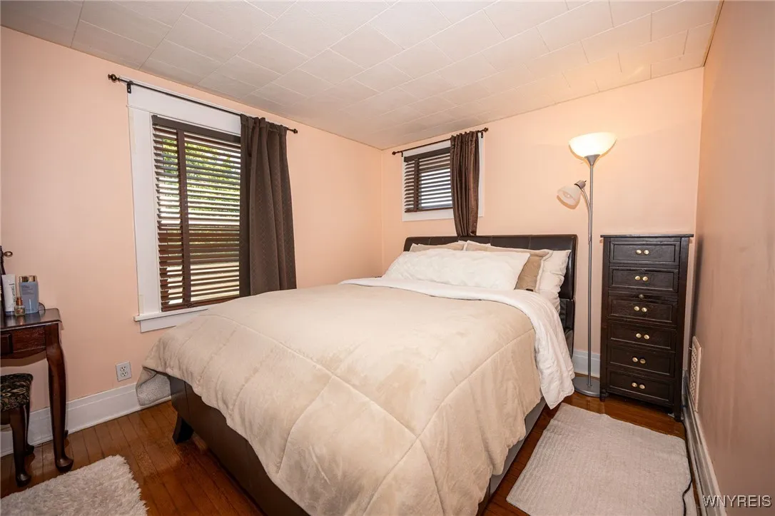 24 Delwood Road, Tonawanda, New York 14217, Tonawanda, New York 14217, 3 Bedrooms Bedrooms, 7 Rooms Rooms,1 BathroomBathrooms,Residential,For Sale,24 Delwood Road, Tonawanda, New York 14217,B1624177