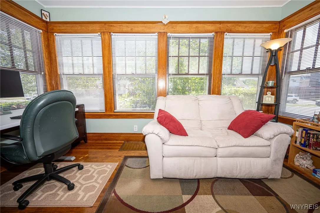 24 Delwood Road, Tonawanda, New York 14217, Tonawanda, New York 14217, 3 Bedrooms Bedrooms, 7 Rooms Rooms,1 BathroomBathrooms,Residential,For Sale,24 Delwood Road, Tonawanda, New York 14217,B1624177