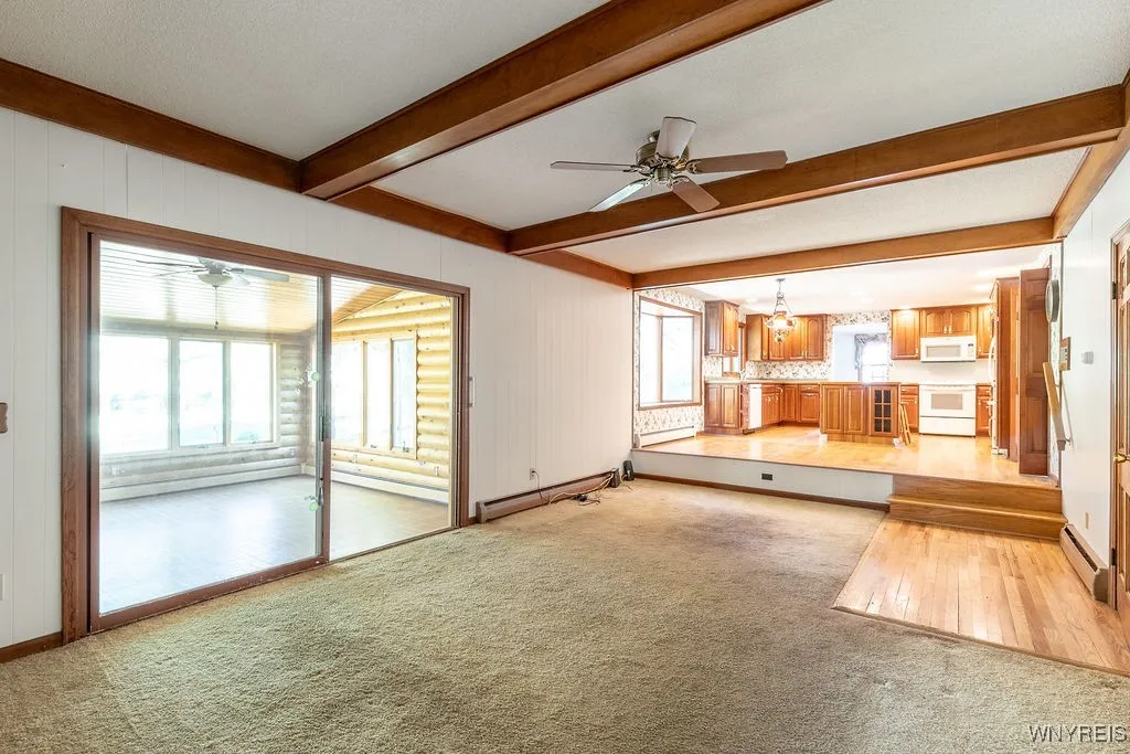 4900 Cliffside Drive West, Clarence, New York 1403, Clarence, New York 14031, 4 Bedrooms Bedrooms, 10 Rooms Rooms,1 BathroomBathrooms,Residential,For Sale,4900 Cliffside Drive West, Clarence, New York 1403,B1624428