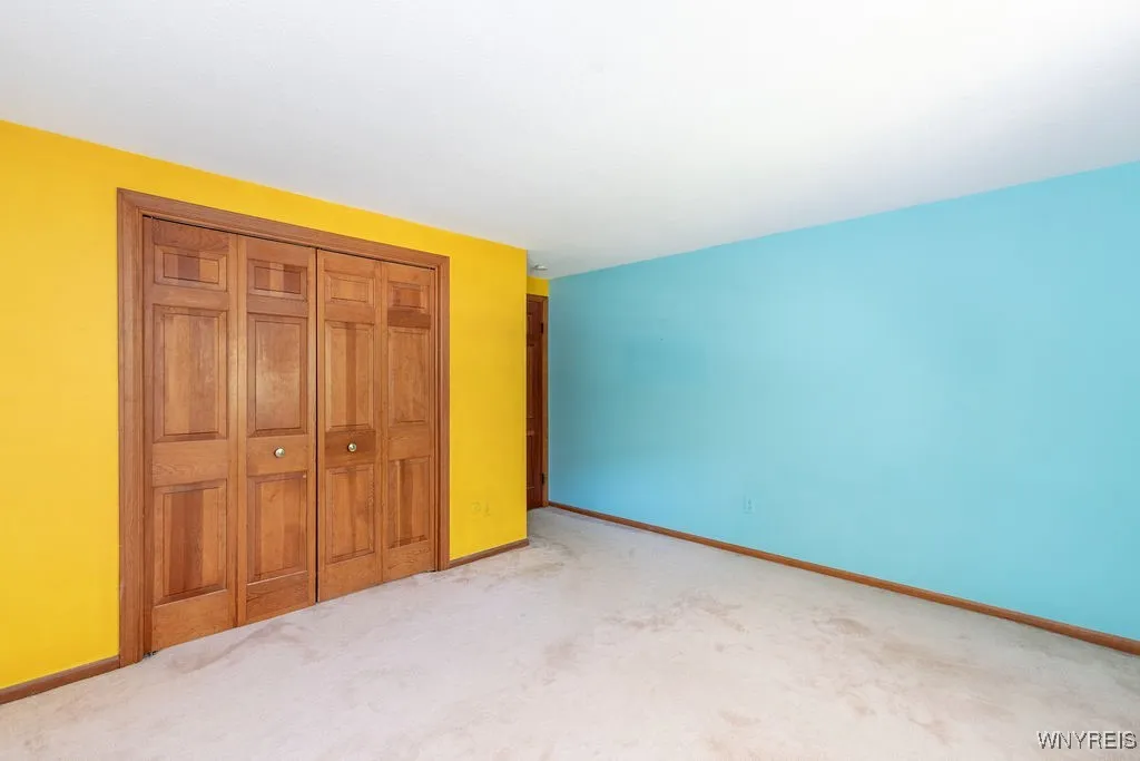 4900 Cliffside Drive West, Clarence, New York 1403, Clarence, New York 14031, 4 Bedrooms Bedrooms, 10 Rooms Rooms,1 BathroomBathrooms,Residential,For Sale,4900 Cliffside Drive West, Clarence, New York 1403,B1624428