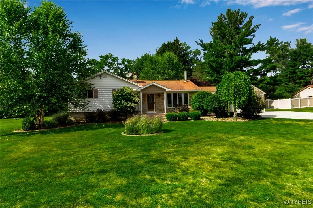 6693 Rollin Drive, Boston, New York 14025, Boston, New York 14025, 3 Bedrooms Bedrooms, 5 Rooms Rooms,1 BathroomBathrooms,Residential,Closed,6693 Rollin Drive, Boston, New York 14025,0,B1624232