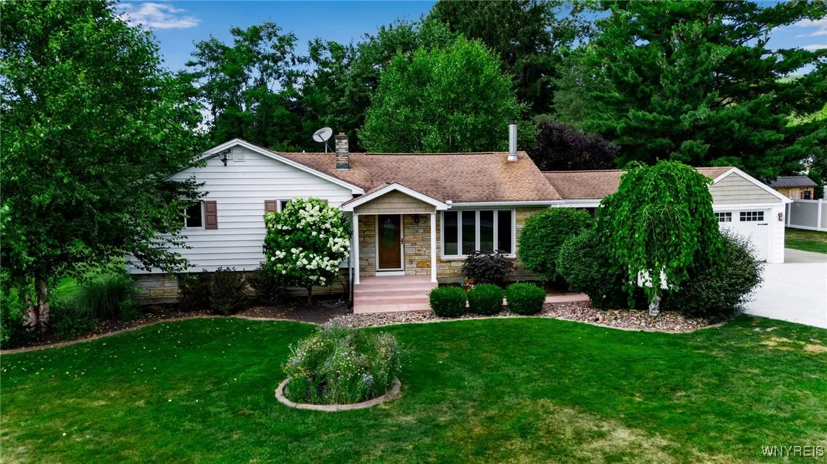 6693 Rollin Drive, Boston, New York 14025, Boston, New York 14025, 3 Bedrooms Bedrooms, 5 Rooms Rooms,1 BathroomBathrooms,Residential,Closed,6693 Rollin Drive, Boston, New York 14025,0,B1624232