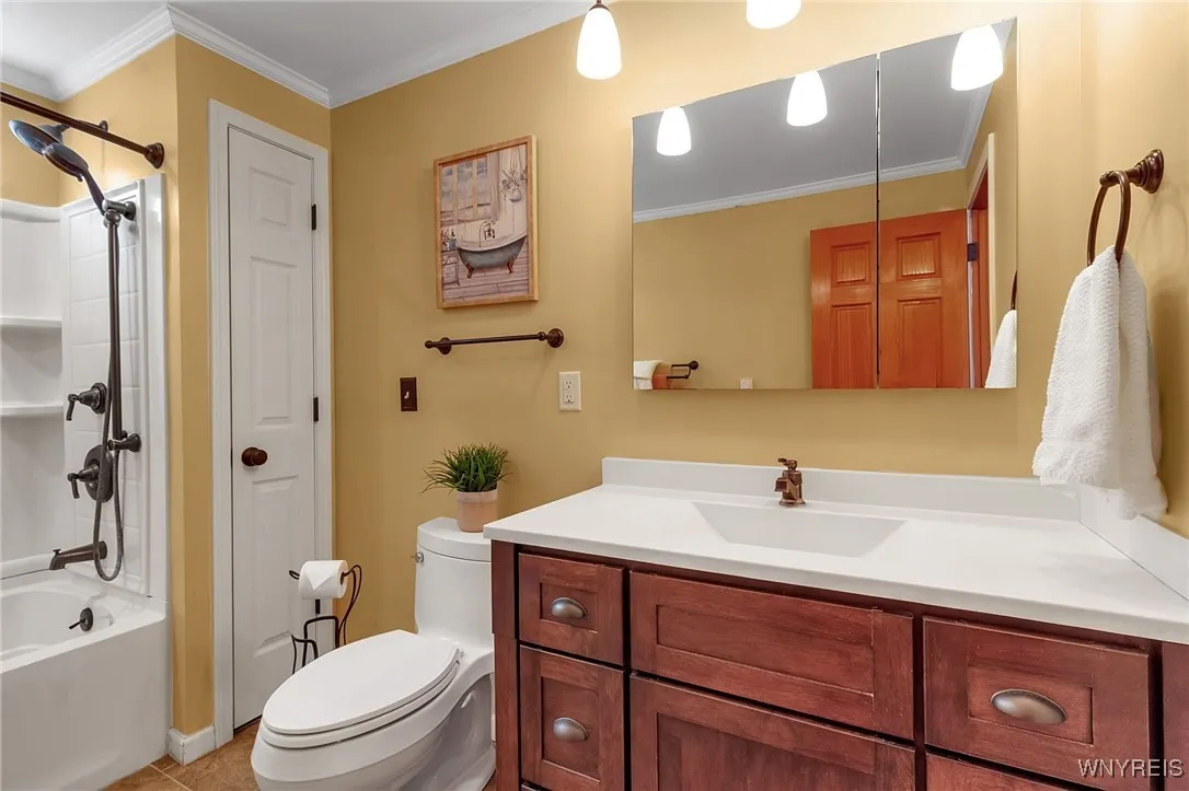 6693 Rollin Drive, Boston, New York 14025, Boston, New York 14025, 3 Bedrooms Bedrooms, 5 Rooms Rooms,1 BathroomBathrooms,Residential,Closed,6693 Rollin Drive, Boston, New York 14025,0,B1624232