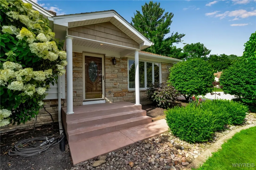 6693 Rollin Drive, Boston, New York 14025, Boston, New York 14025, 3 Bedrooms Bedrooms, 5 Rooms Rooms,1 BathroomBathrooms,Residential,Closed,6693 Rollin Drive, Boston, New York 14025,0,B1624232